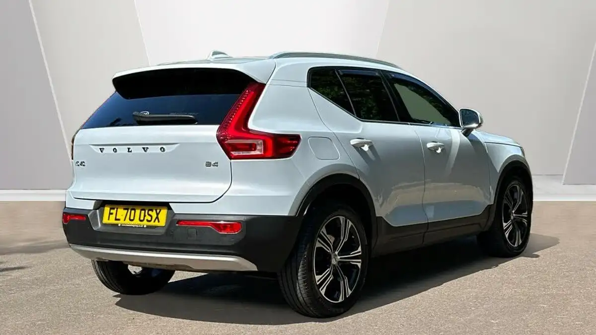 2020-volvo-xc40-20-b4-inscription-pro-big-1