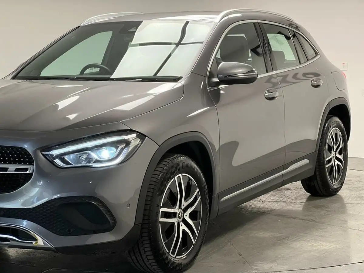 2023-mercedes-benz-gla-class-13-gla-200-sport-executive-station-wagon-big-5
