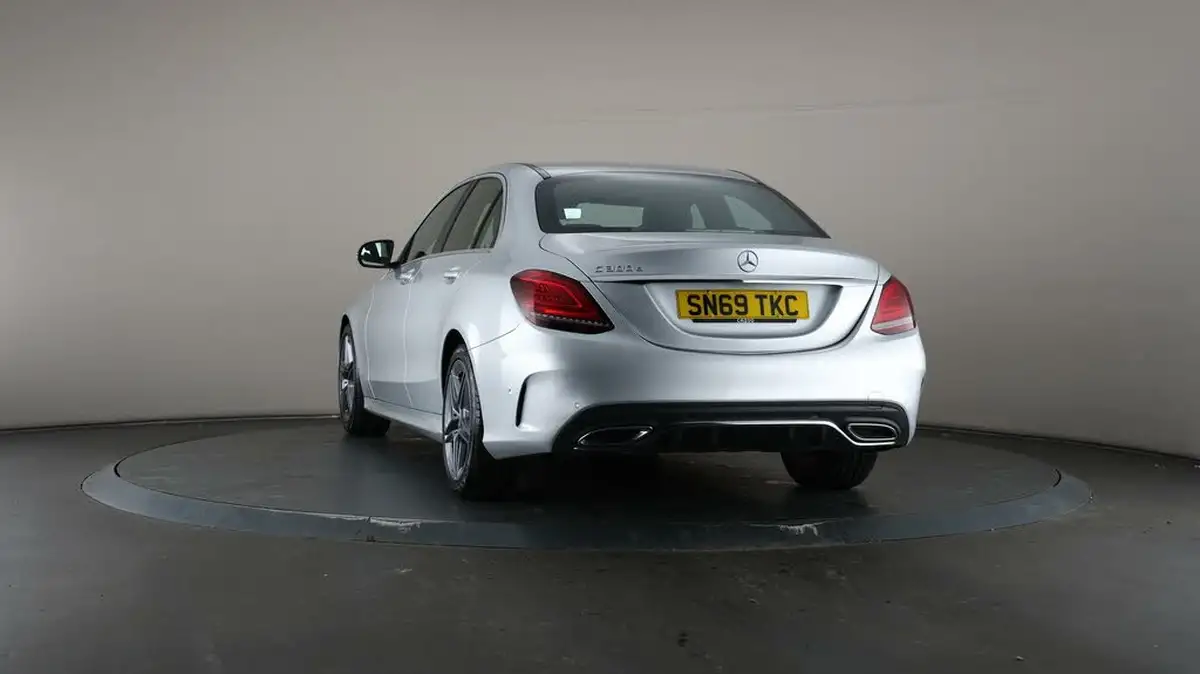 2019-mercedes-benz-c-class-20d-c300d-amg-line-245ps-ss-saloon-4d-big-55
