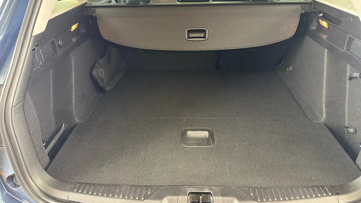 2019-ford-focus-20-active-x-estate-big-14