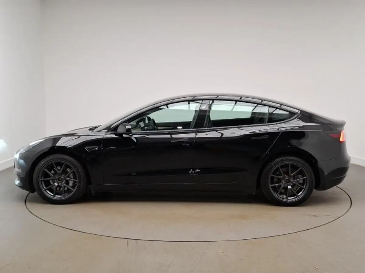 2021-tesla-model-3-e-long-range-4x4-big-3