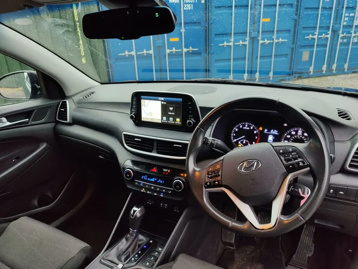 2019-hyundai-tucson-16-t-gdi-se-nav-dct-big-40