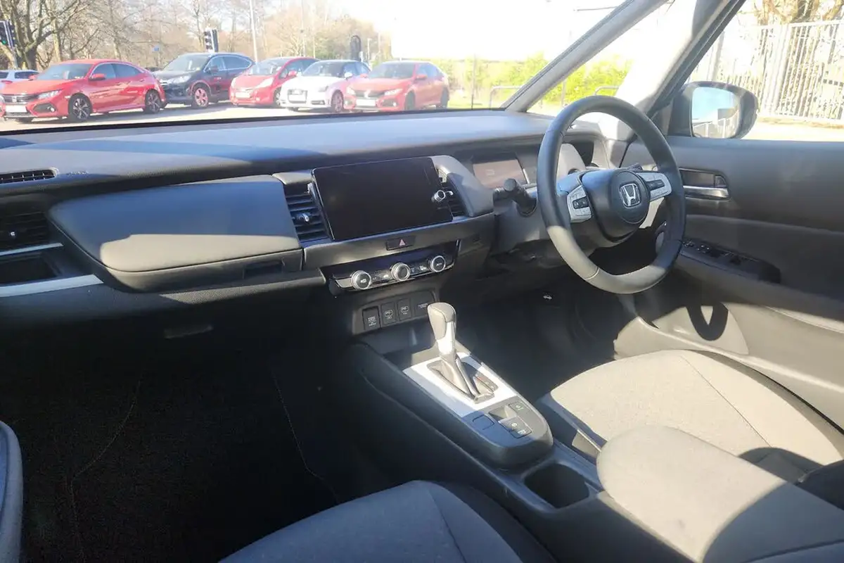 2024-honda-jazz-15-i-mmd-elegance-big-1