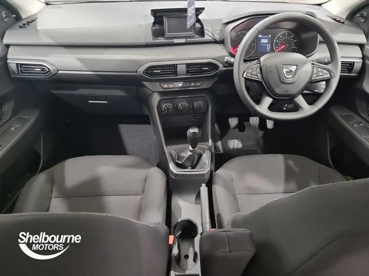 2021-dacia-sandero-10-tce-essential-90bhp-big-15