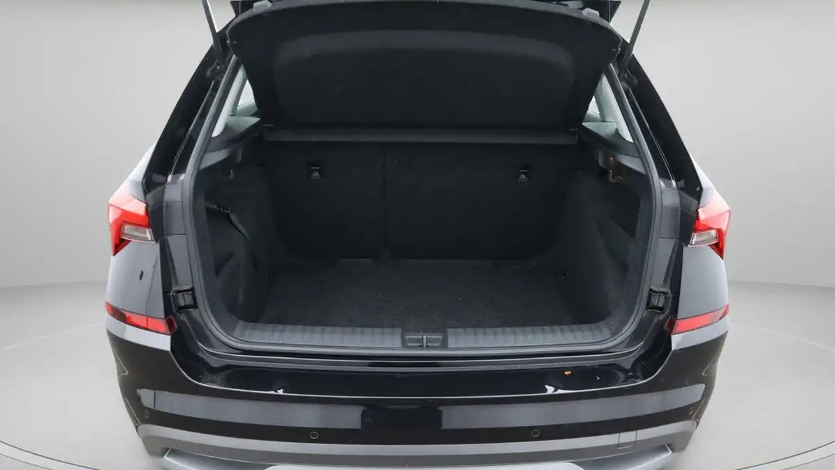 2020-skoda-kamiq-10-tsi-se-95ps-big-17