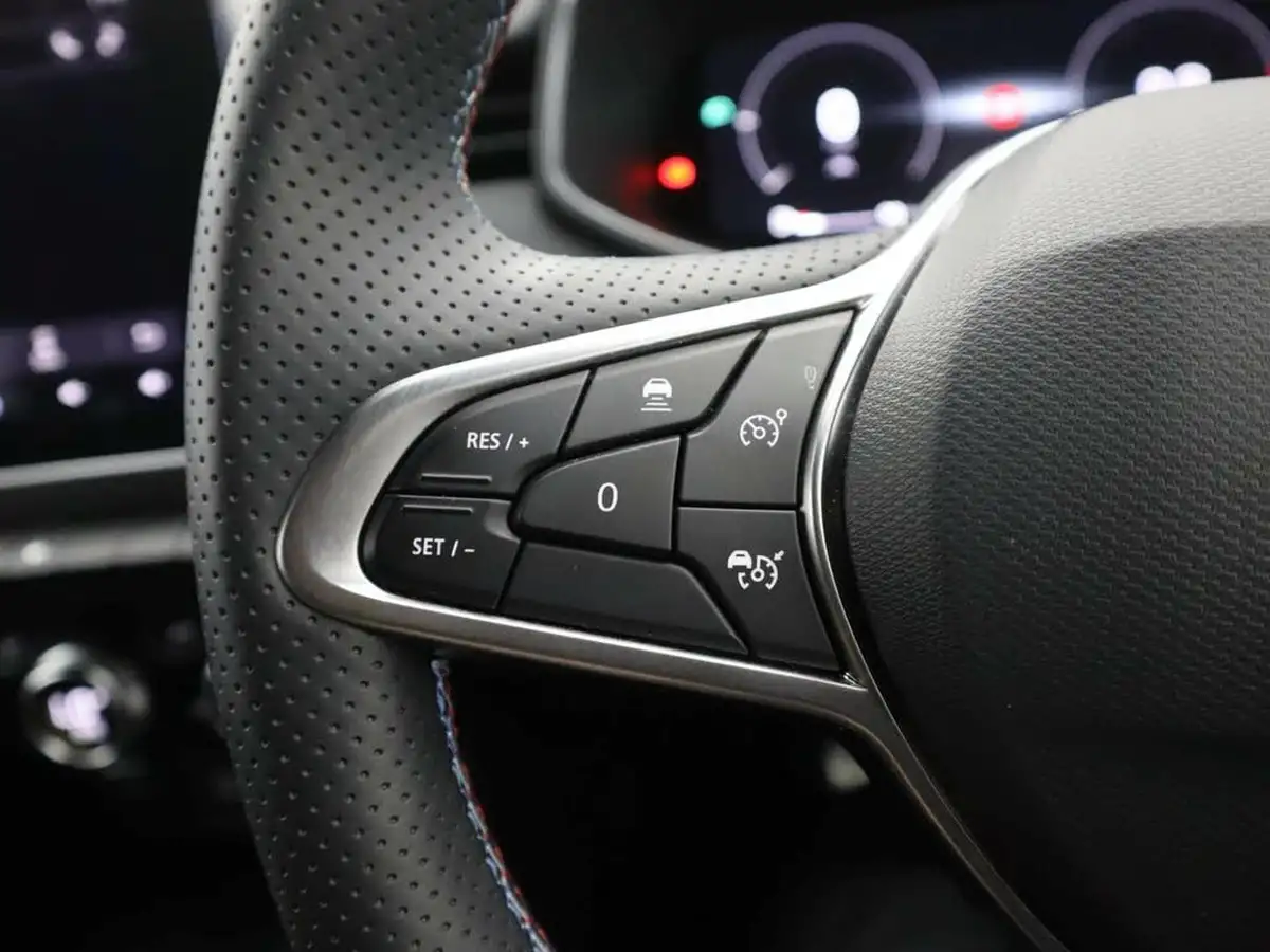 2024-renault-clio-10-tce-esprit-alpine-big-31