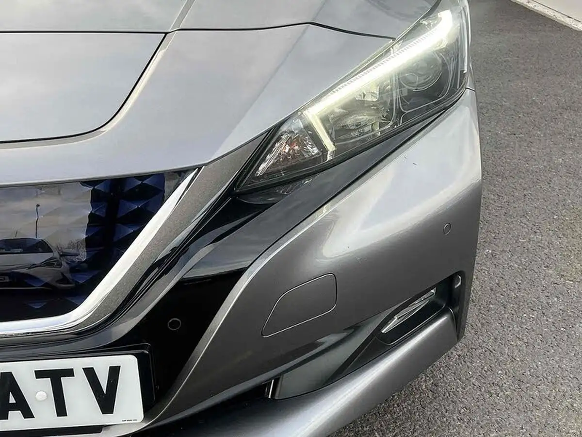 2020-nissan-leaf-e-n-connecta-big-20