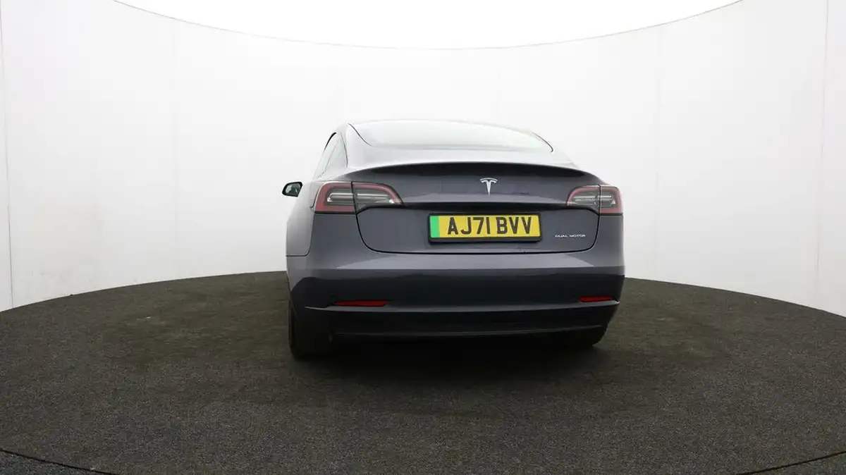 2021-tesla-model-3-e-long-range-awd-big-44