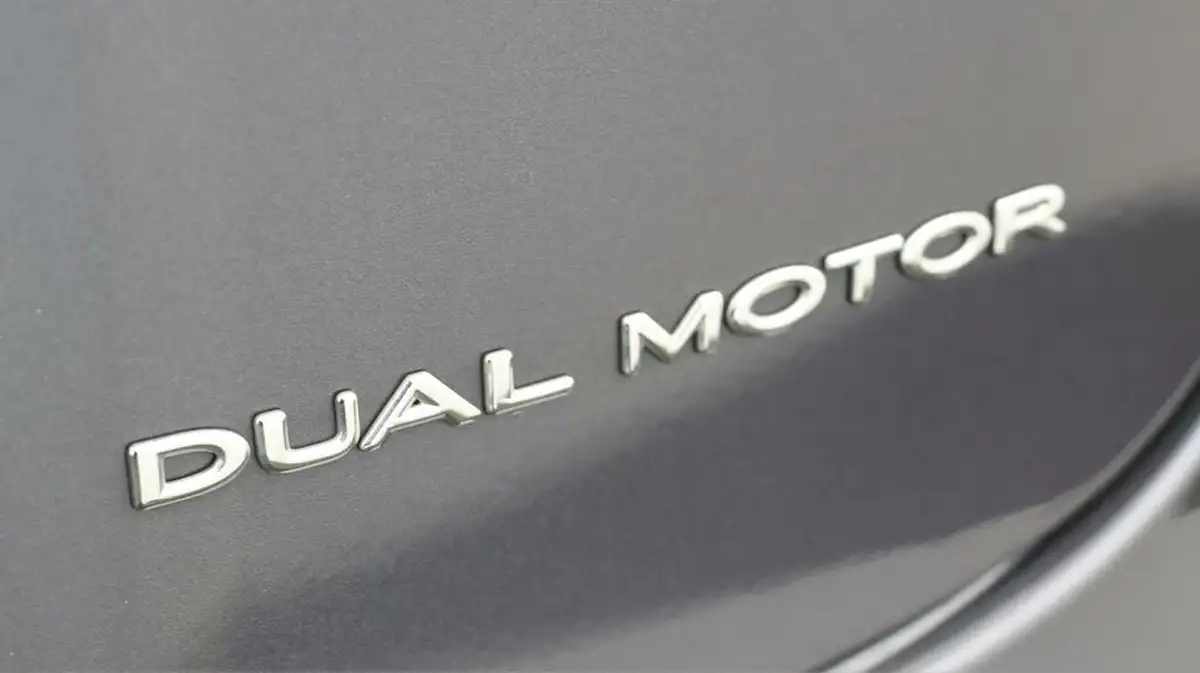 2021-tesla-model-3-e-long-range-awd-big-20