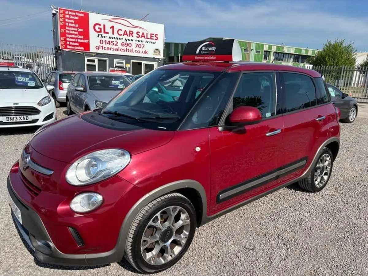 2014-fiat-500l-14-trekking-95bhp-big-0