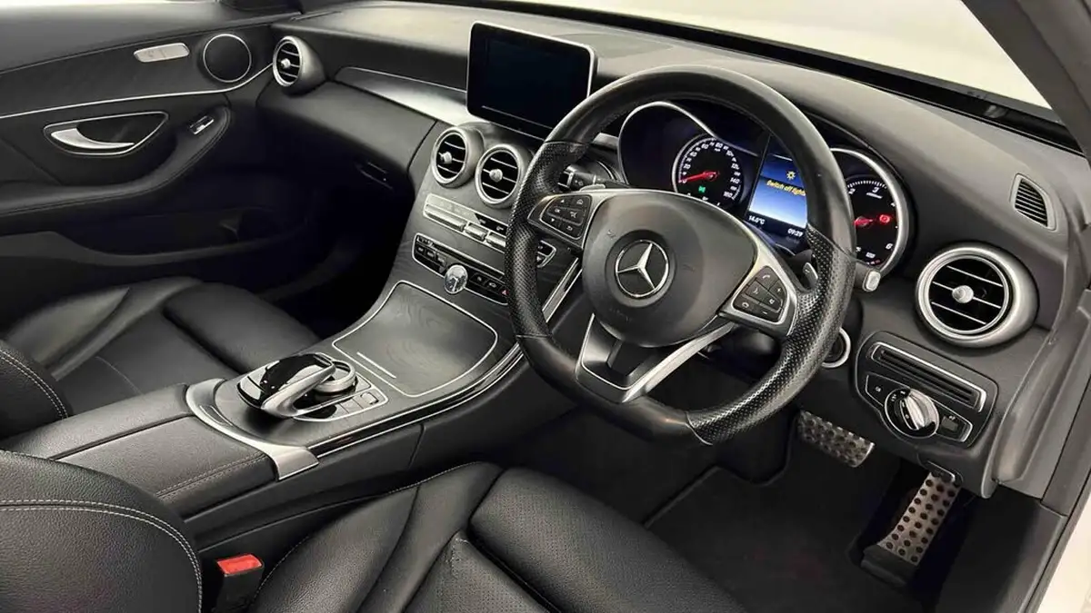 2016-mercedes-benz-c-class-21d-c220d-amg-line-170ps-ss-saloon-4d-auto-big-14