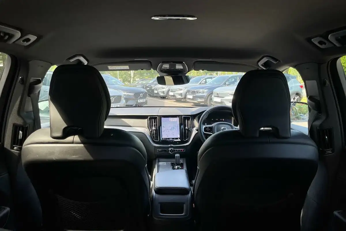 2021-volvo-xc60-20td-b4-r-design-awd-big-20