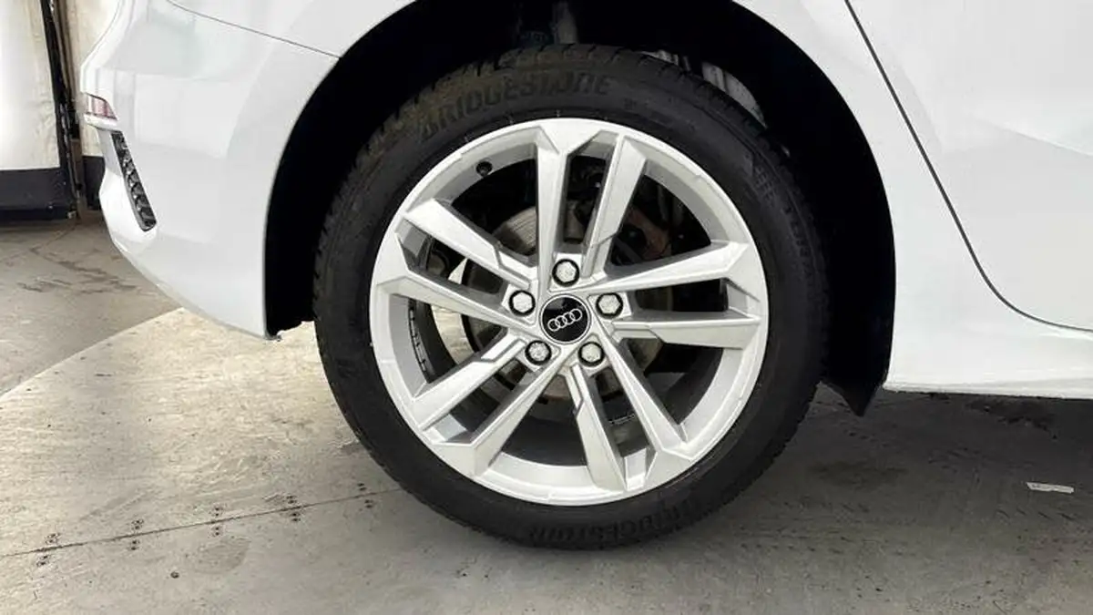 2023-audi-a3-10-30-tfsi-sportback-5d-big-26