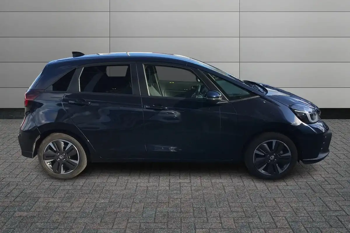 2024-honda-jazz-15-i-mmd-advance-big-4