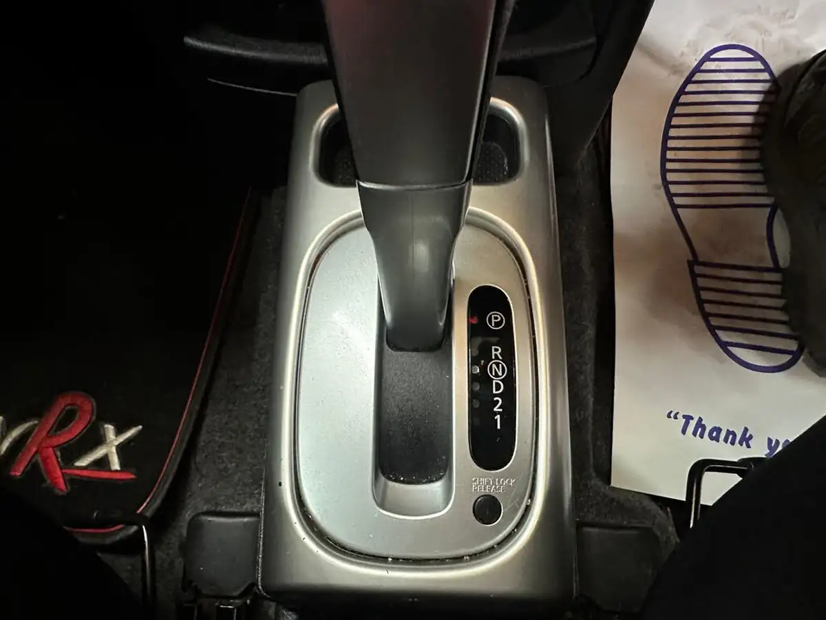 2010-nissan-note-16-visia-auto-big-20