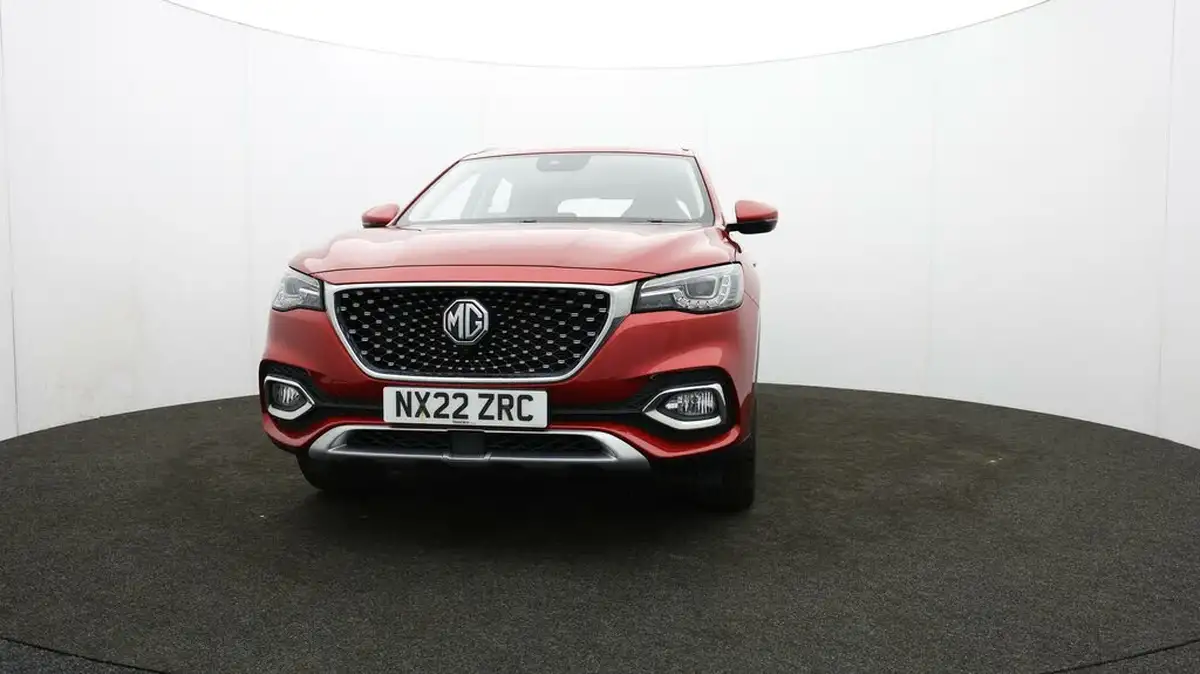 2022-mg-hs-15t-gdi-exclusive-162ps-big-57