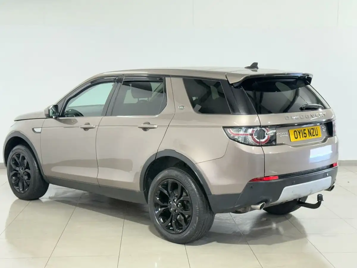 2015-land-rover-discovery-sport-22td-hse-awd-auto-big-4
