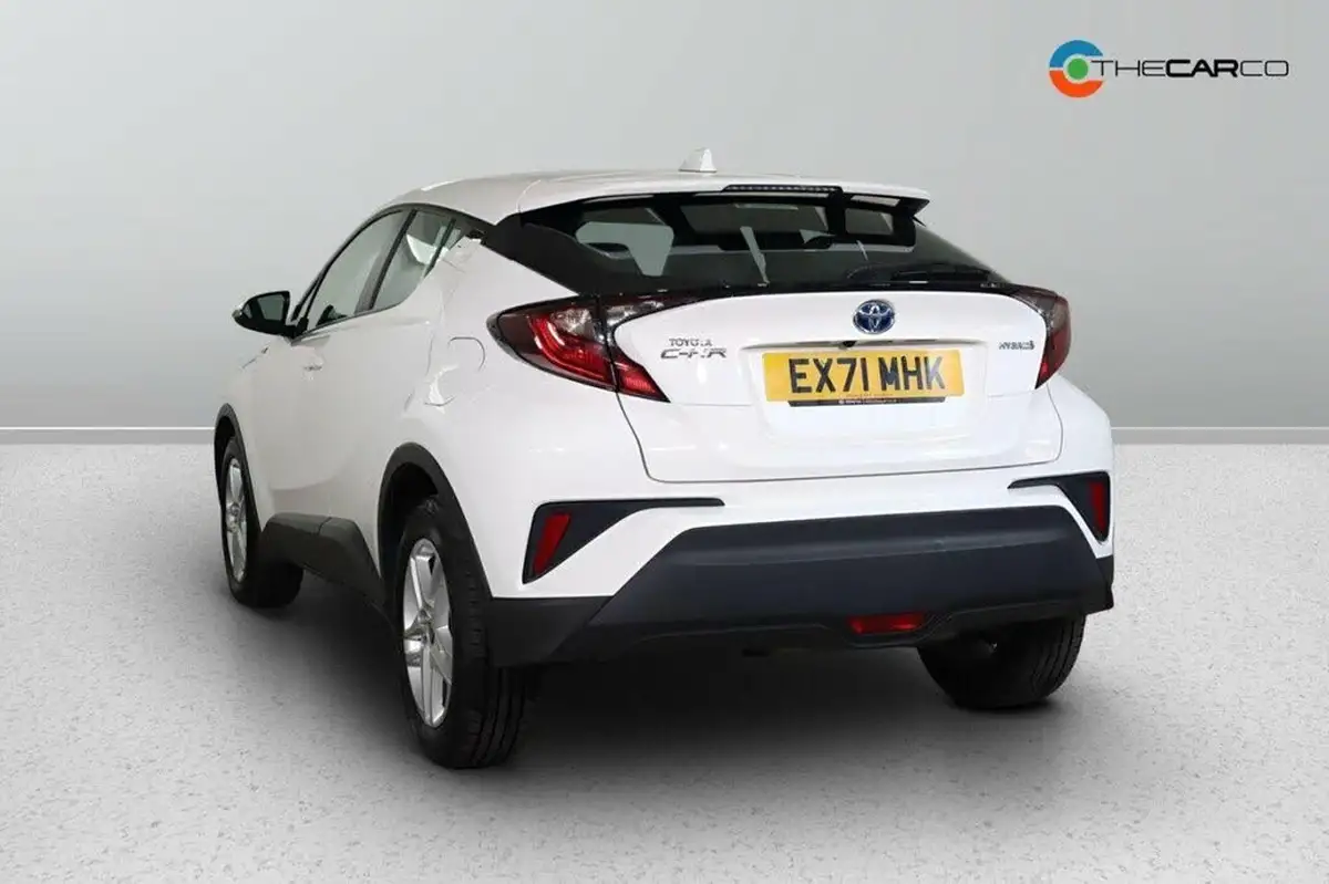 2021-toyota-c-hr-18-vvt-i-icon-big-3