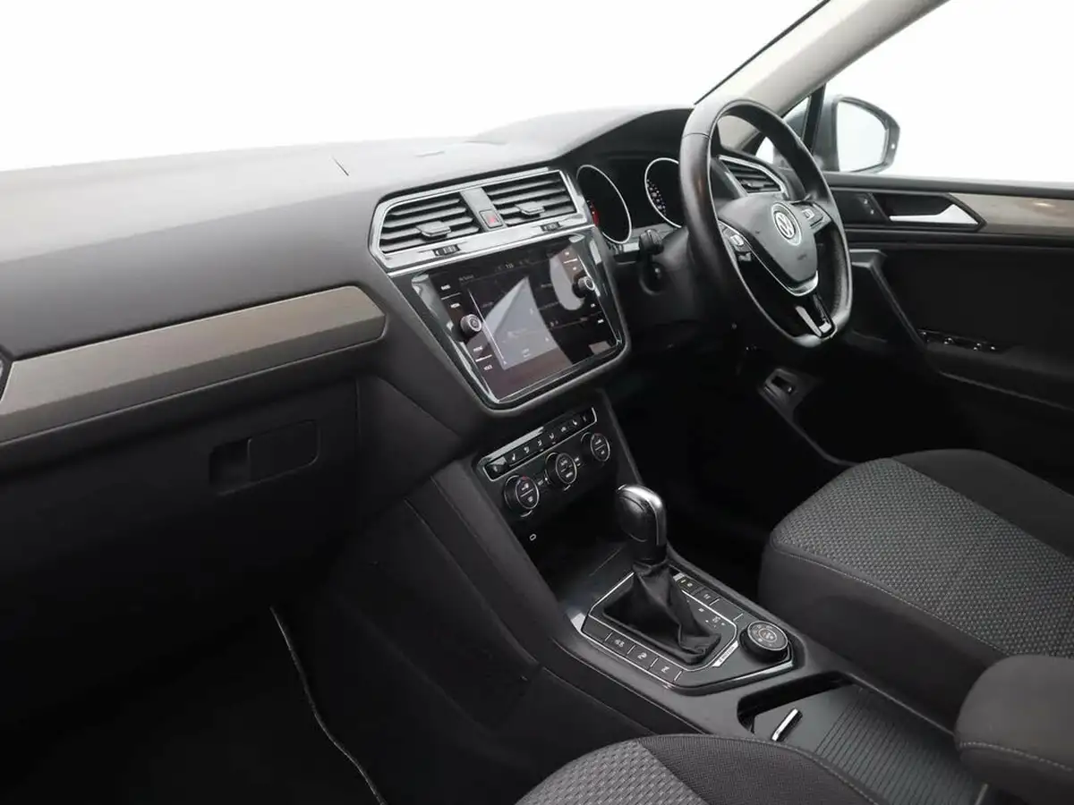 2021-volkswagen-tiguan-allspace-20tdi-match-4motion-dsg-big-16