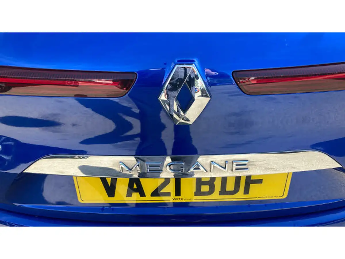 2021-renault-megane-13-tce-rs-line-sport-tourer-big-40