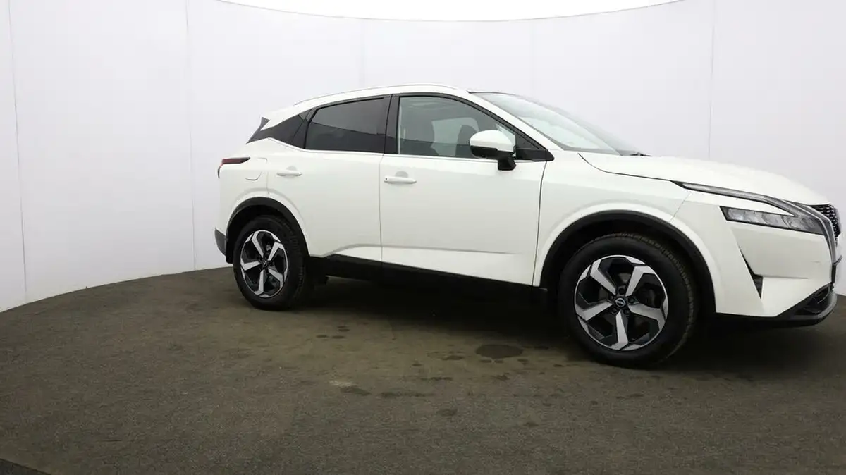 2022-nissan-qashqai-13-dig-t-n-connecta-140ps-big-47