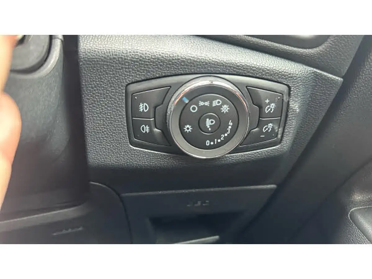 2022-ford-ecosport-10t-titanium-big-38