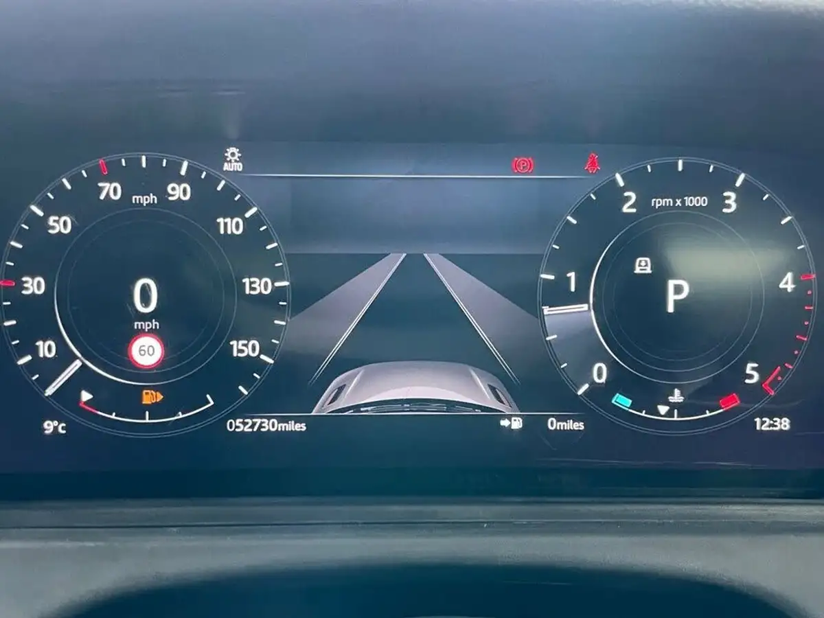 2021-land-rover-range-rover-velar-20-d200-r-dynamic-hse-big-38