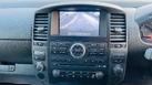 2012-nissan-navara-25td-tekna-eu-v-small-27