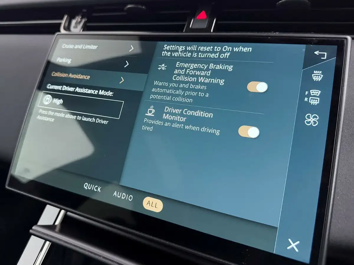 2023-land-rover-range-rover-evoque-20-d200-dynamic-se-big-57