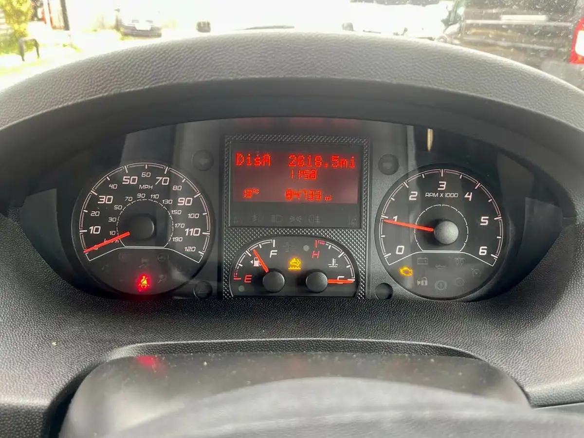 2018-citroen-relay-20bluehdi-35-l2h2-big-21