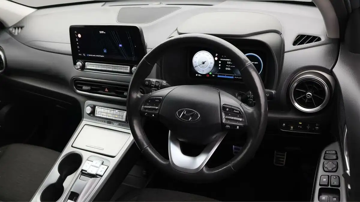 2021-hyundai-kona-e-premium-204ps-64kwh-7kw-obc-big-8