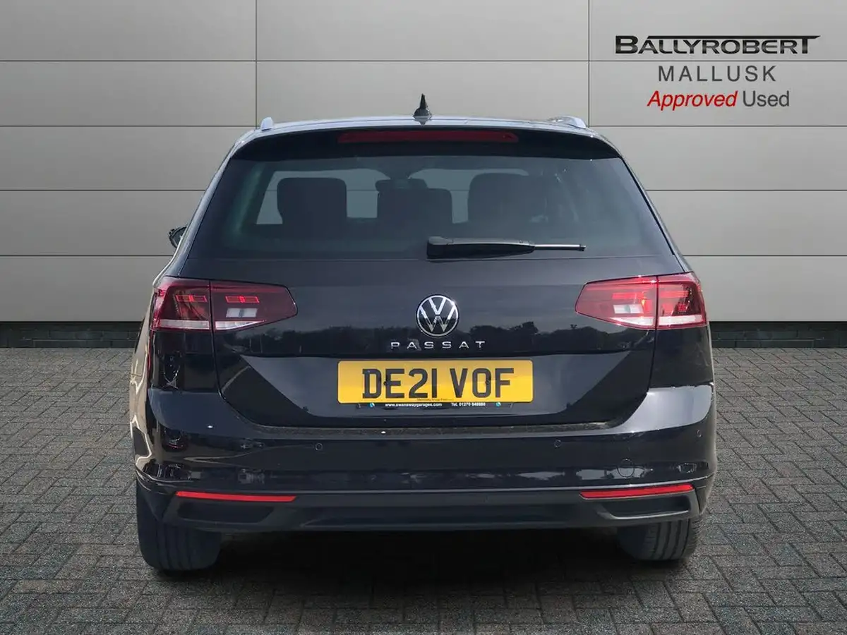 2021-volkswagen-passat-15-tsi-sel-estate-5d-dsg-big-10