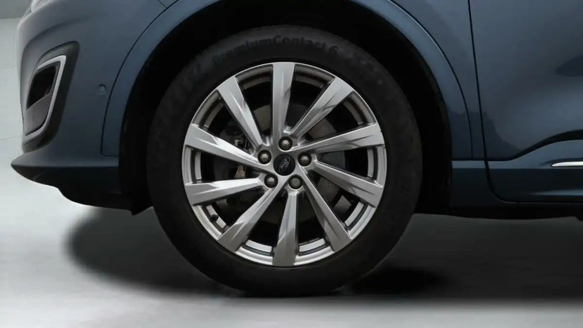 2021-ford-kuga-25t-vignale-225ps-phev-big-18