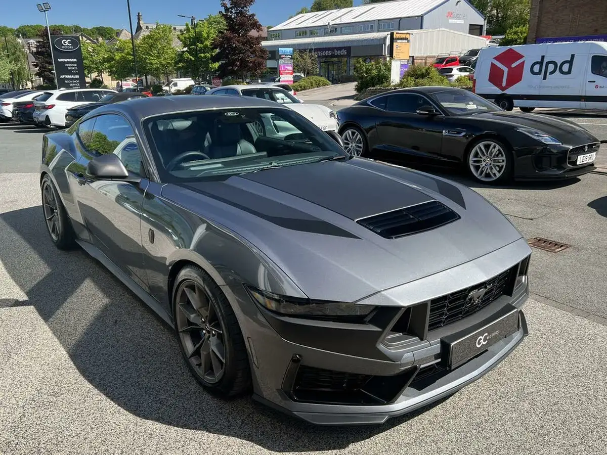 2024-ford-mustang-50-v8-dark-horse-big-8
