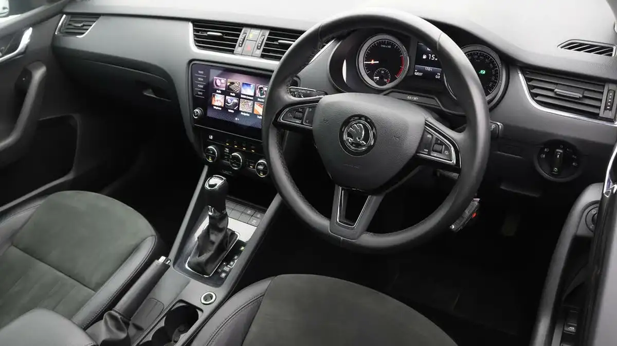 2020-skoda-octavia-15-tsi-se-l-estate-dsg-big-8