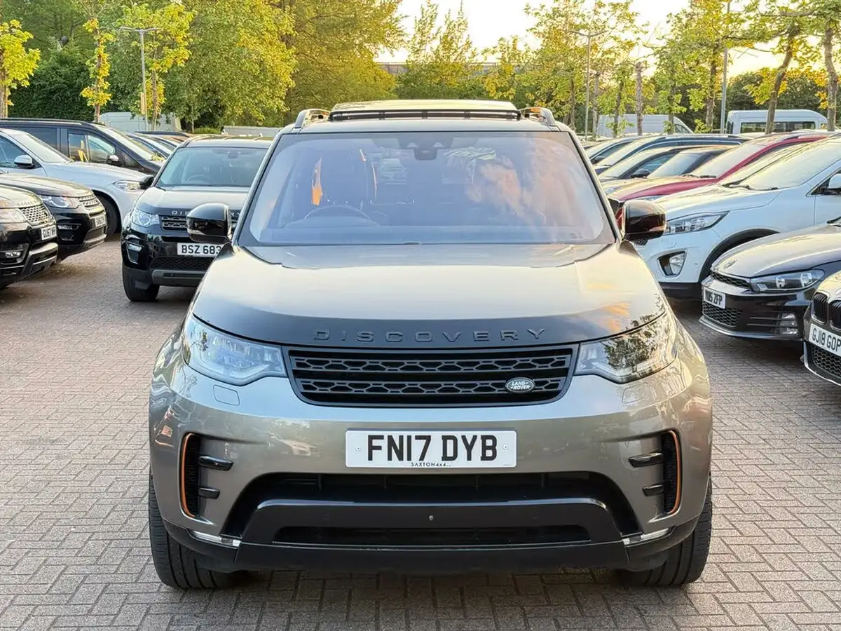 2017-land-rover-discovery-30td6-first-edition-big-18
