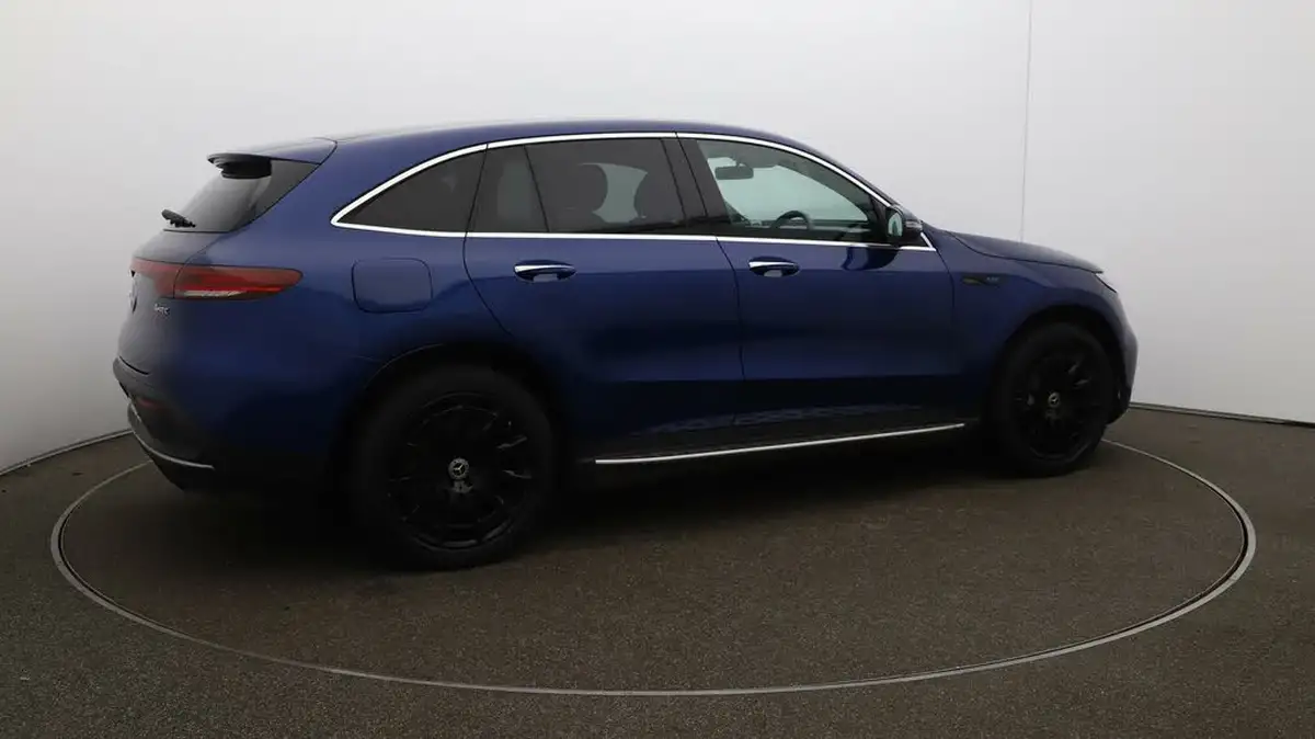 2021-mercedes-benz-eqc-e-eqc-400-amg-line-big-51