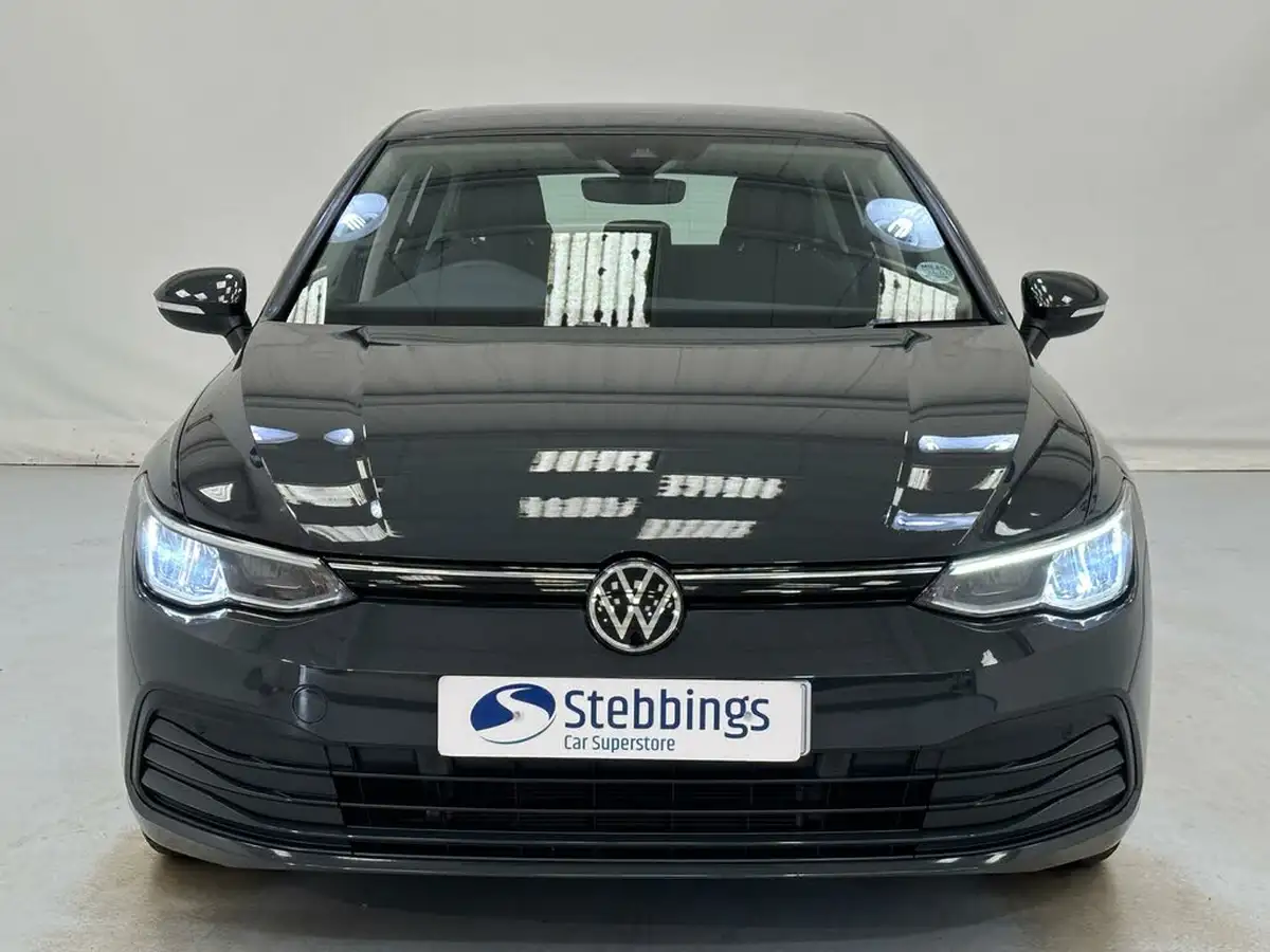2020-volkswagen-golf-20tdi-life-hatchback-big-2