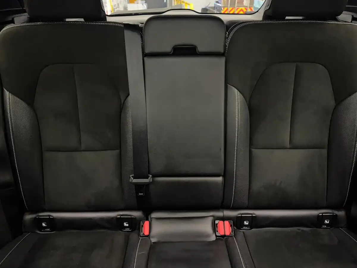 2018-volvo-xc40-20td-d4-first-edition-big-16