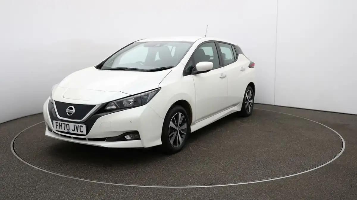 2021-nissan-leaf-e-acenta-big-35