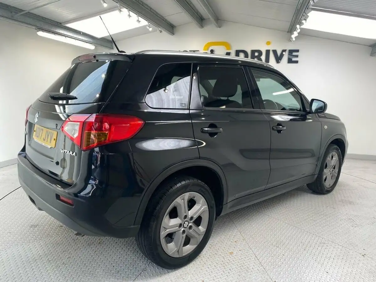 2017-suzuki-vitara-16-sz-t-big-4