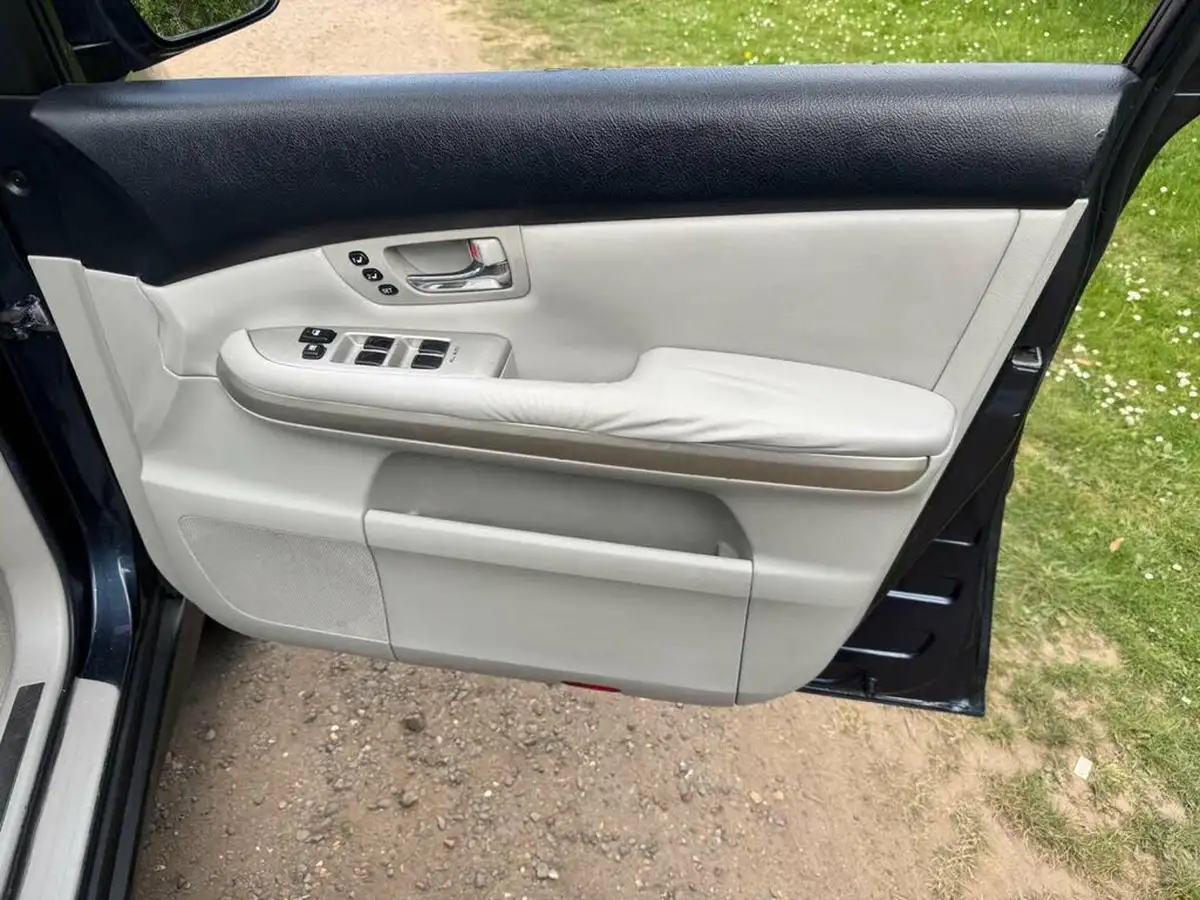 2006-lexus-rx-400h-33-se-big-19