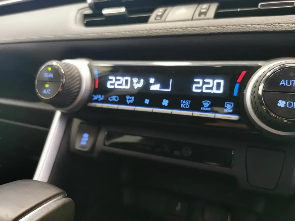 2022-toyota-rav4-25-vvt-i-design-215bhp-big-23