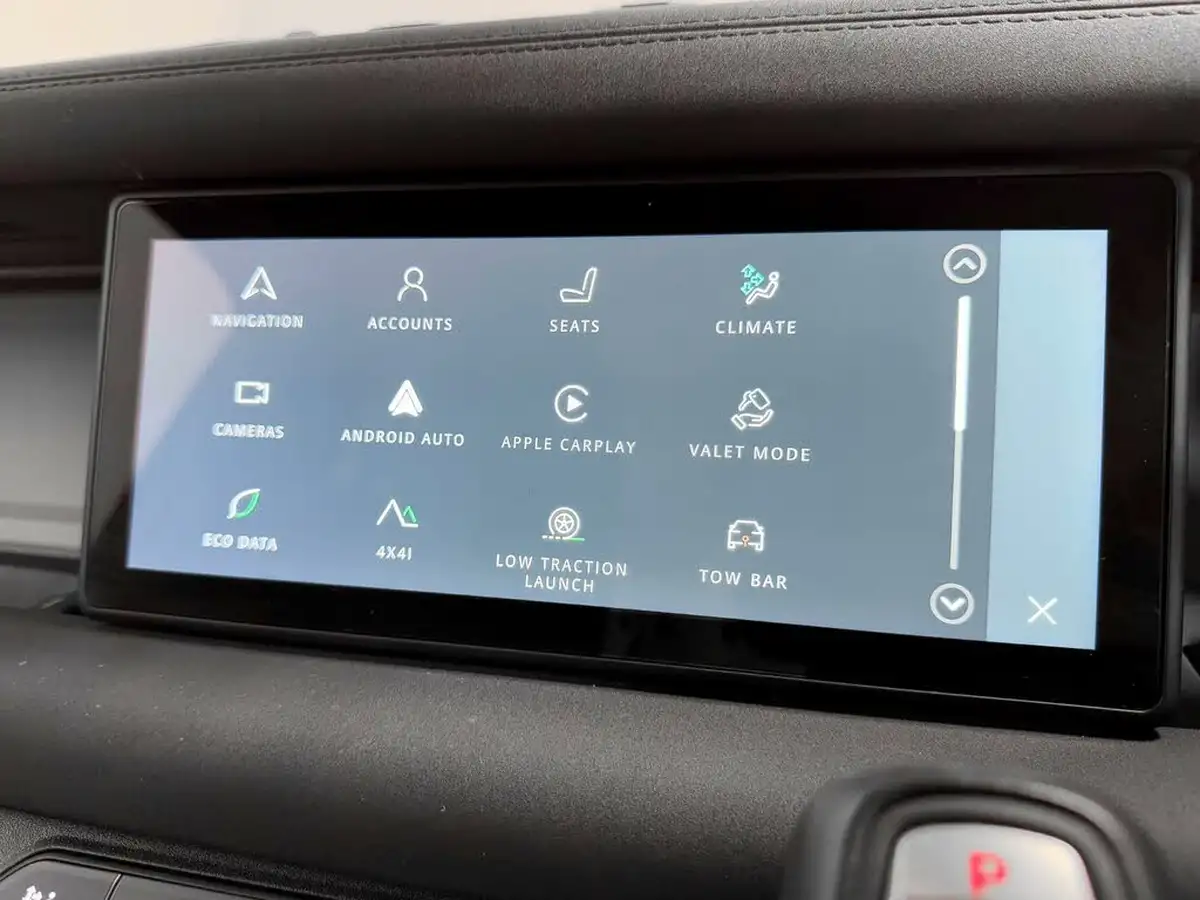 2021-land-rover-90-defender-20-p300-x-dynamic-se-big-51