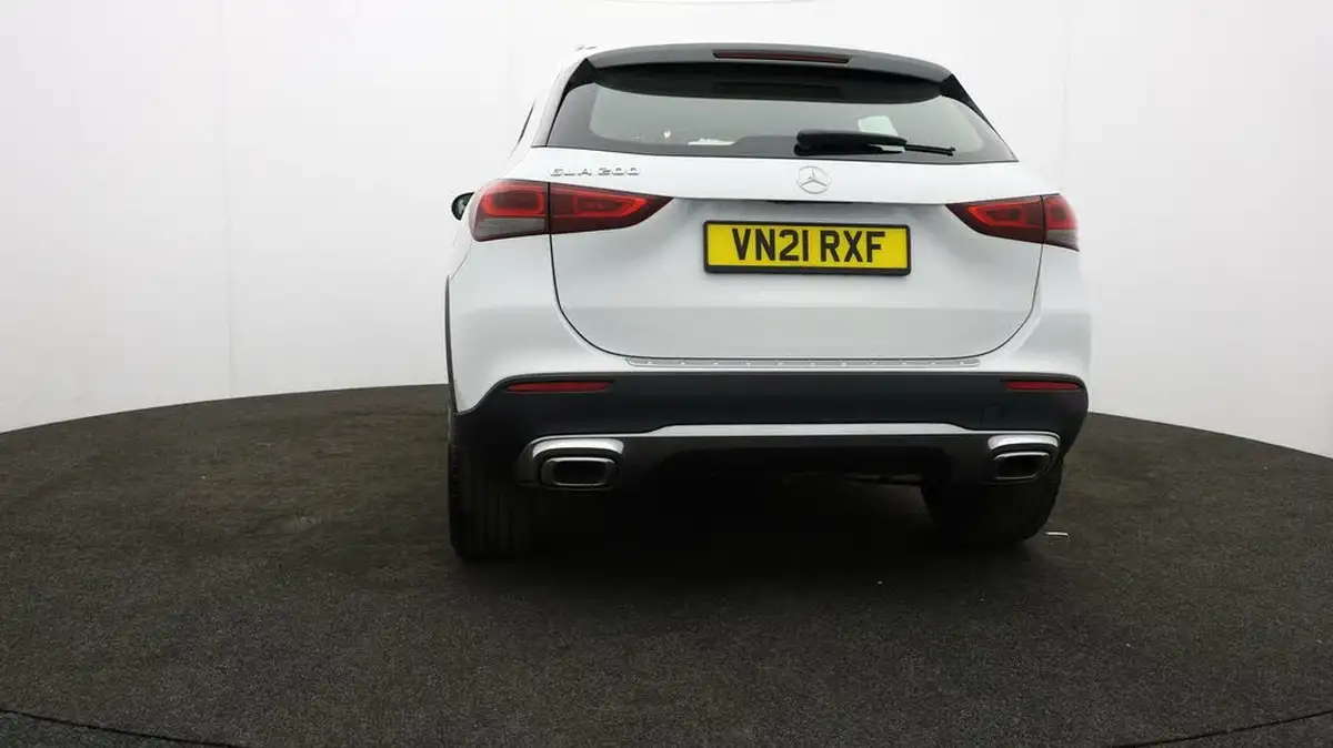 2021-mercedes-benz-gla-class-13-gla-200-sport-big-42