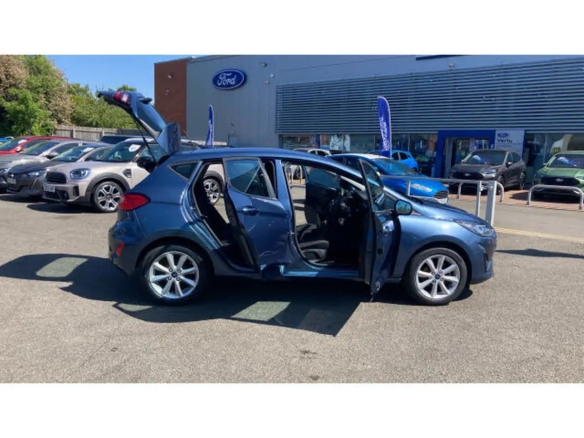 2022-ford-fiesta-10t-trend-100ps-5d-big-41