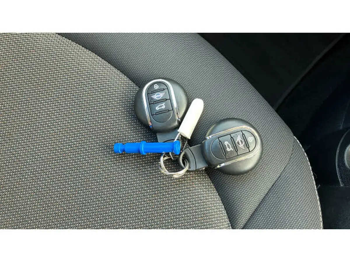 2021-mini-cooper-15-cooper-classic-hatchback-5d-big-19