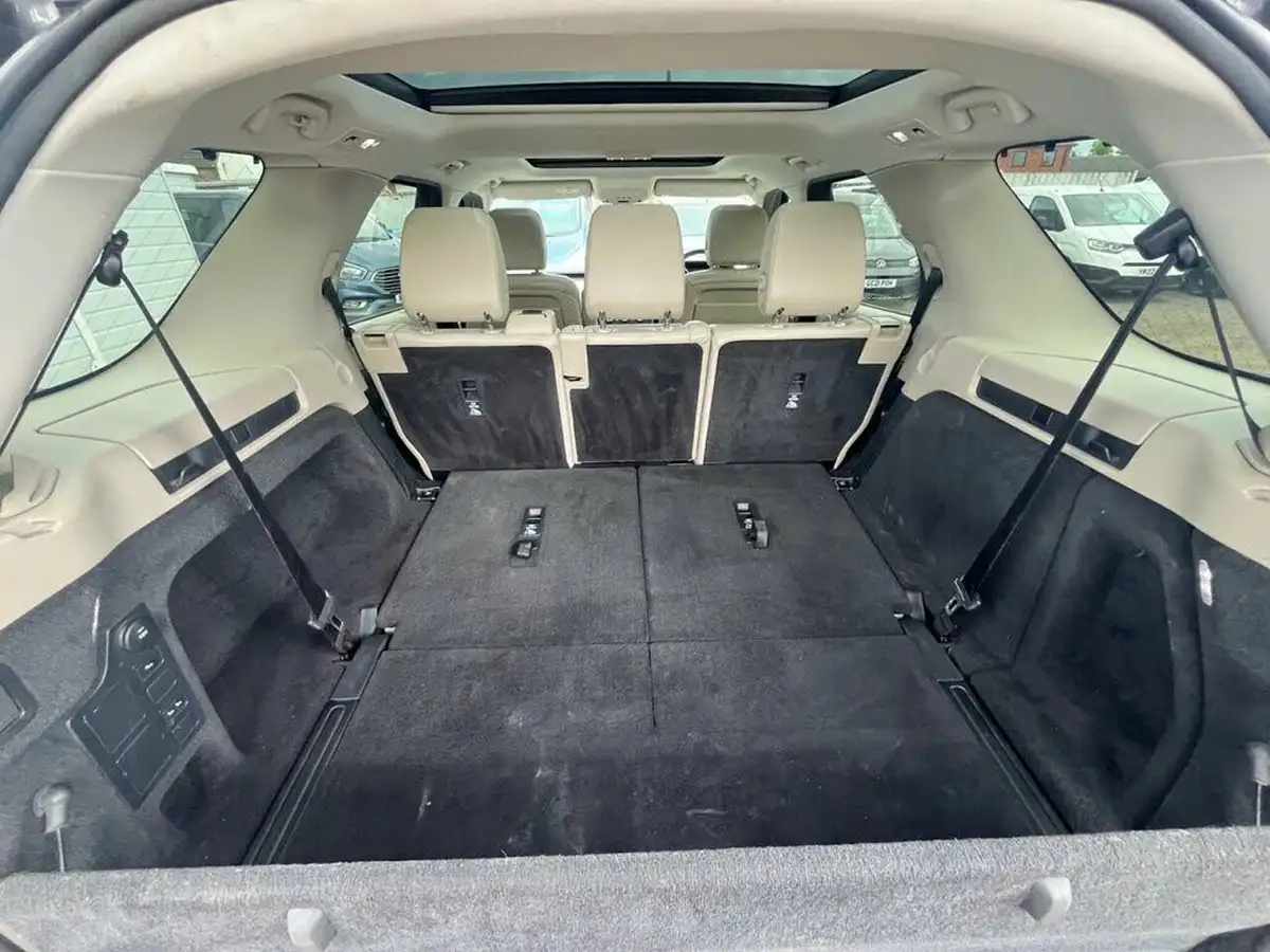 2017-land-rover-discovery-30td6-se-259ps-awd-station-wagon-5d-auto-big-15
