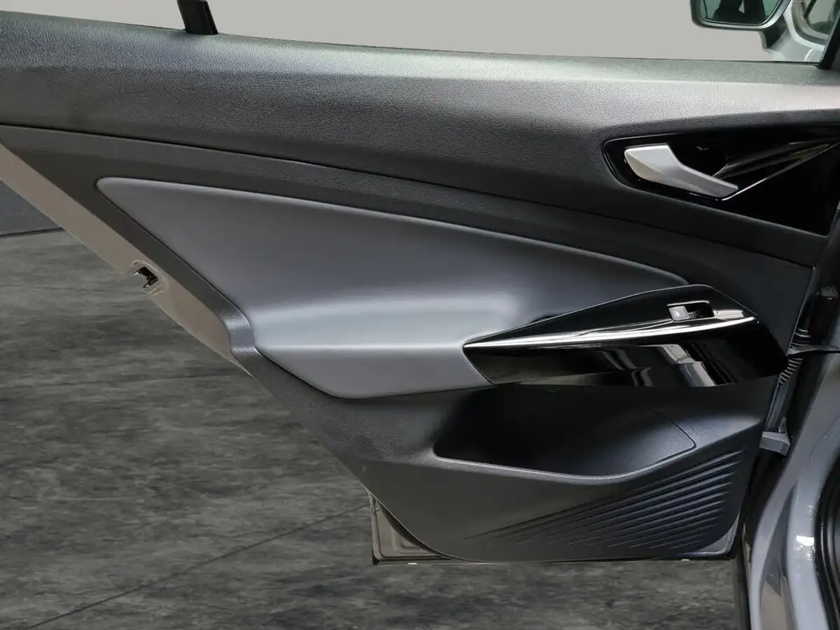 2022-volkswagen-id4-e-life-148ps-52kwh-pure-performance-big-36