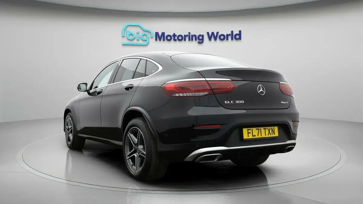 2021-mercedes-benz-glc-class-20-glc300-amg-line-258ps-coupe-4d-big-4
